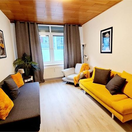 Elena Flat Sonnenblumen Duisburg Zentrum Kültér fotó