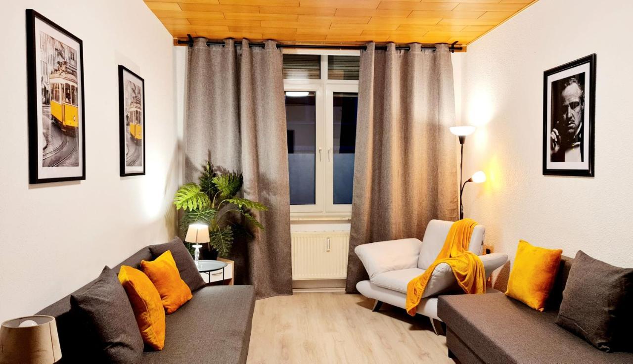 Elena Flat Sonnenblumen Duisburg Zentrum Kültér fotó