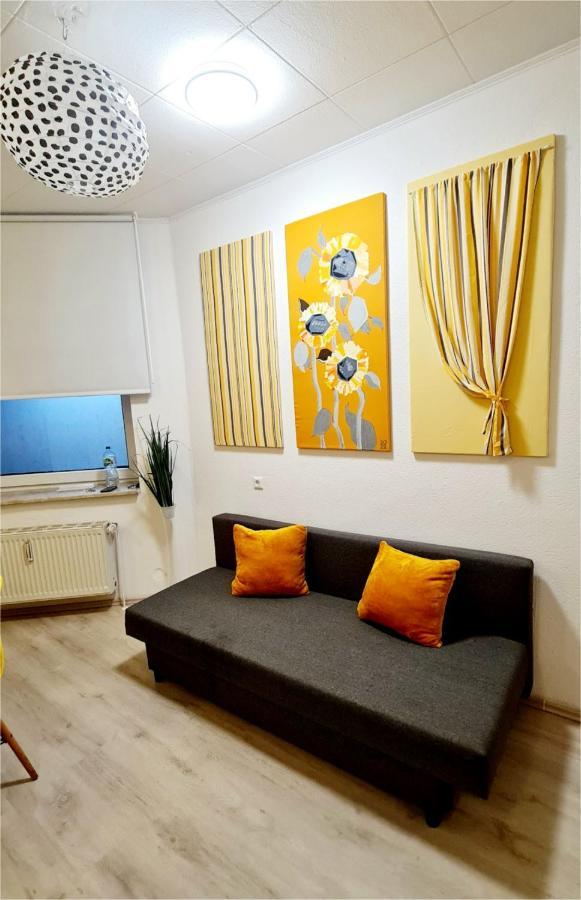 Elena Flat Sonnenblumen Duisburg Zentrum Kültér fotó