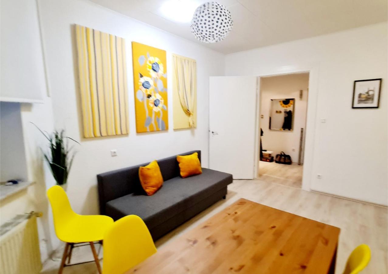Elena Flat Sonnenblumen Duisburg Zentrum Kültér fotó