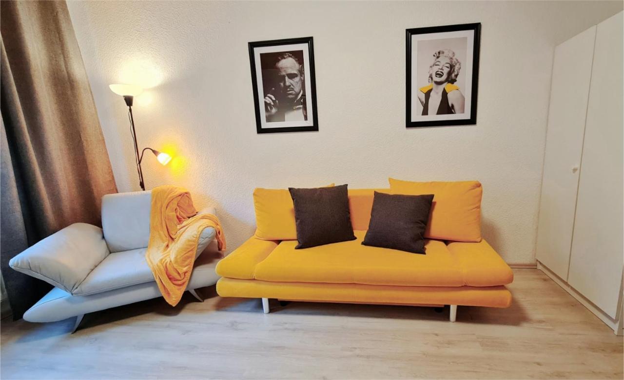 Elena Flat Sonnenblumen Duisburg Zentrum Kültér fotó